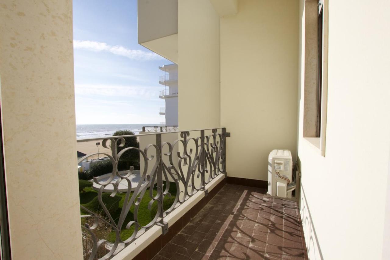 Bagni Miramare - Home Immobiliare Jesolo Екстер'єр фото