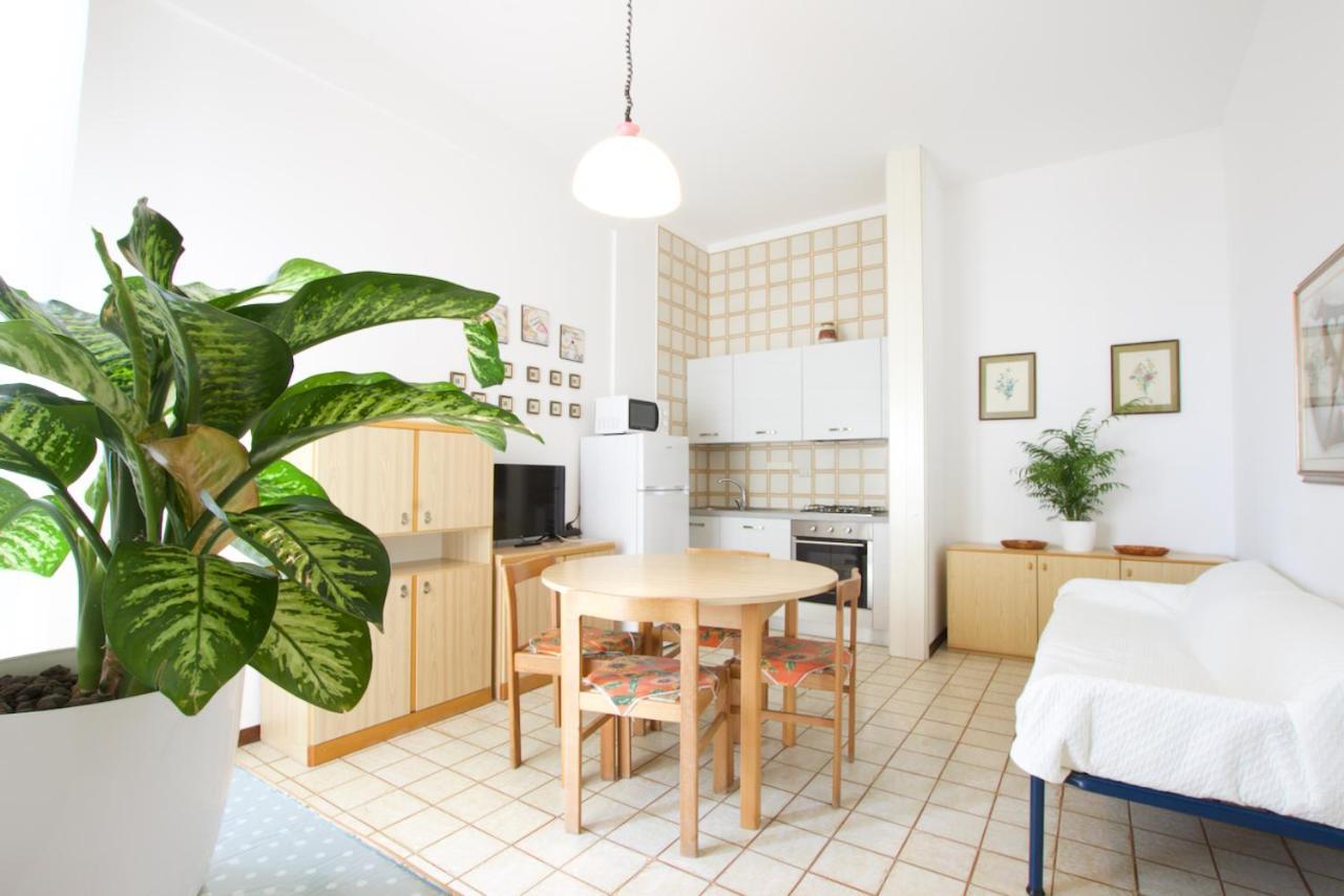 Bagni Miramare - Home Immobiliare Jesolo Екстер'єр фото